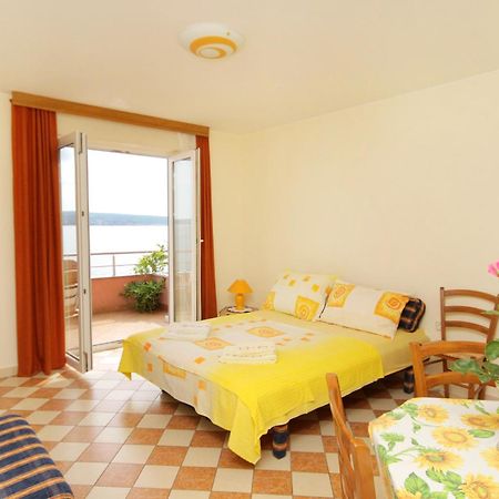 Apartments By The Sea Crikvenica - 2354 Pokoj fotografie